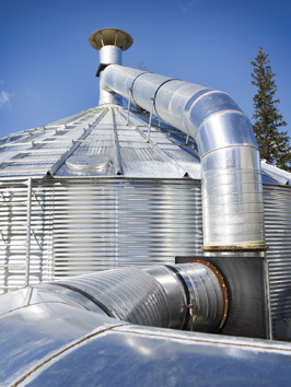 [team] image of individual team member (for a maritime service)