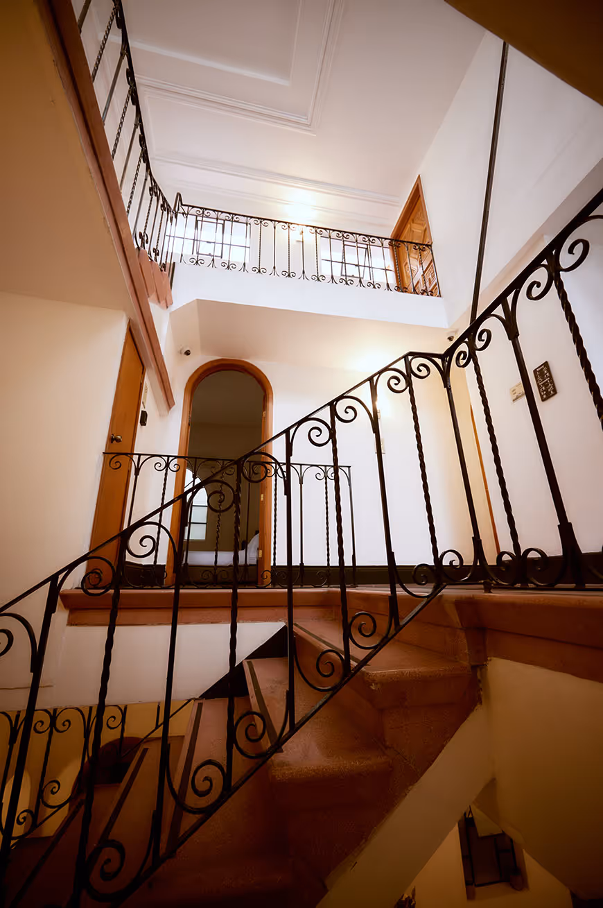 A cozy corner in Santa Casa´s staircase