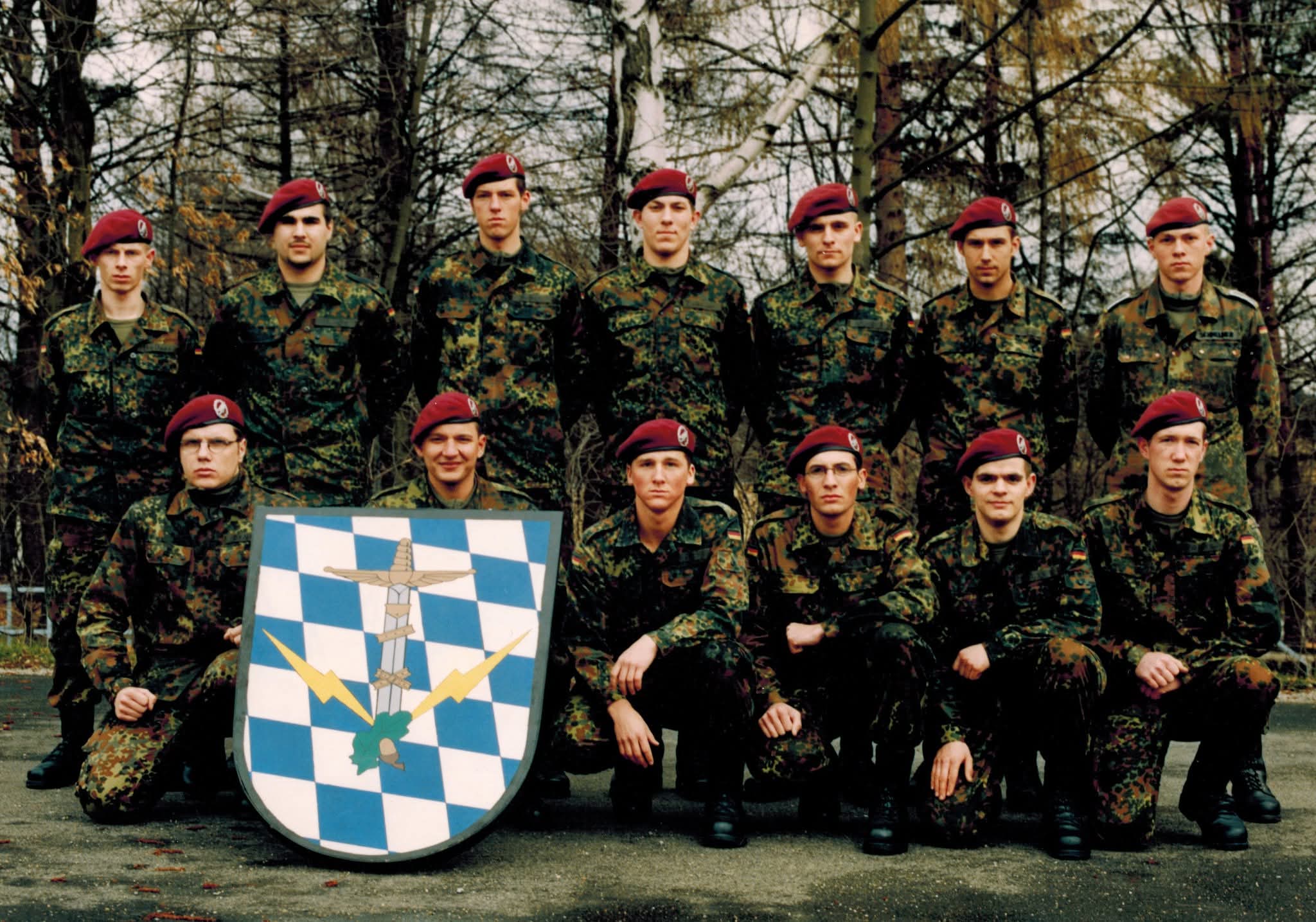 Sicherheitsdienst im KRITIS-Bereich in Regensburg – Schutz kritischer Infrastrukturen, Bundesobjekte und militärischer Einrichtungen durch professionelle Sicherheitskräfte.