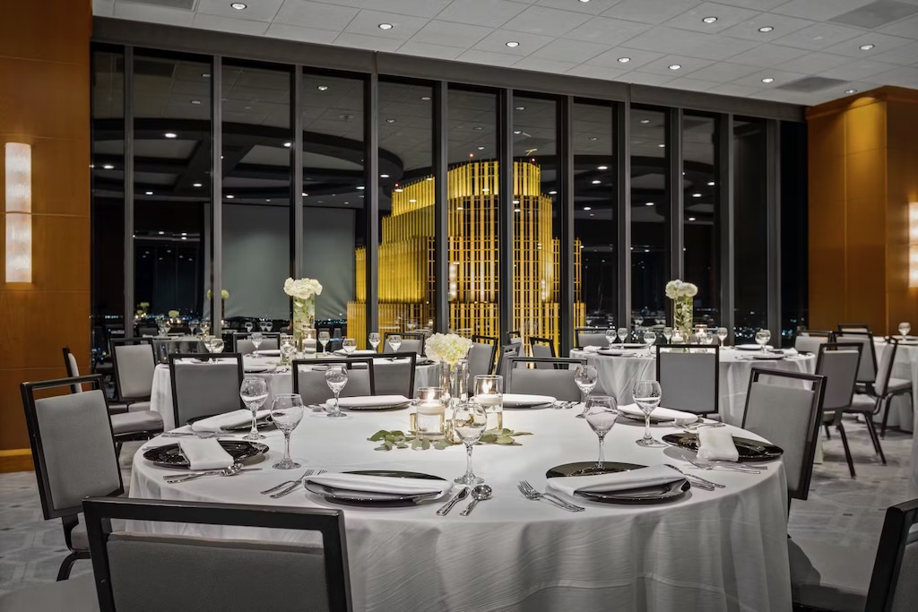 [background image] image of a city skyline for an insurance agency & company