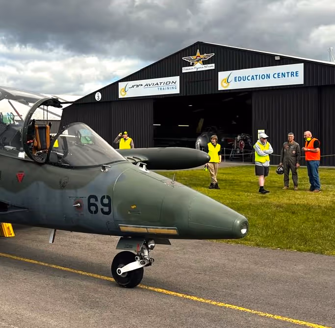 Machi jet start up pilot and ground staff