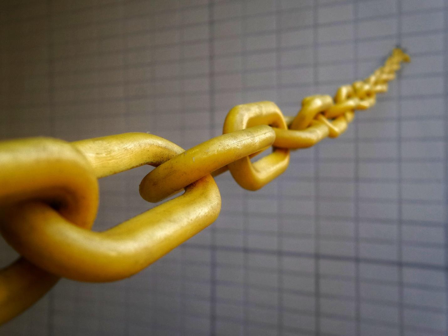 A yellow chain