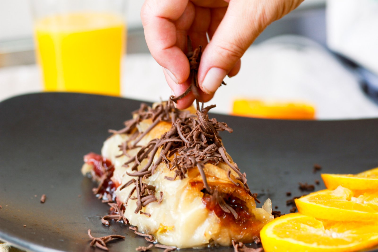 Free Happy multiethnic friends with burgers taking selfie near food truck Stock Photo