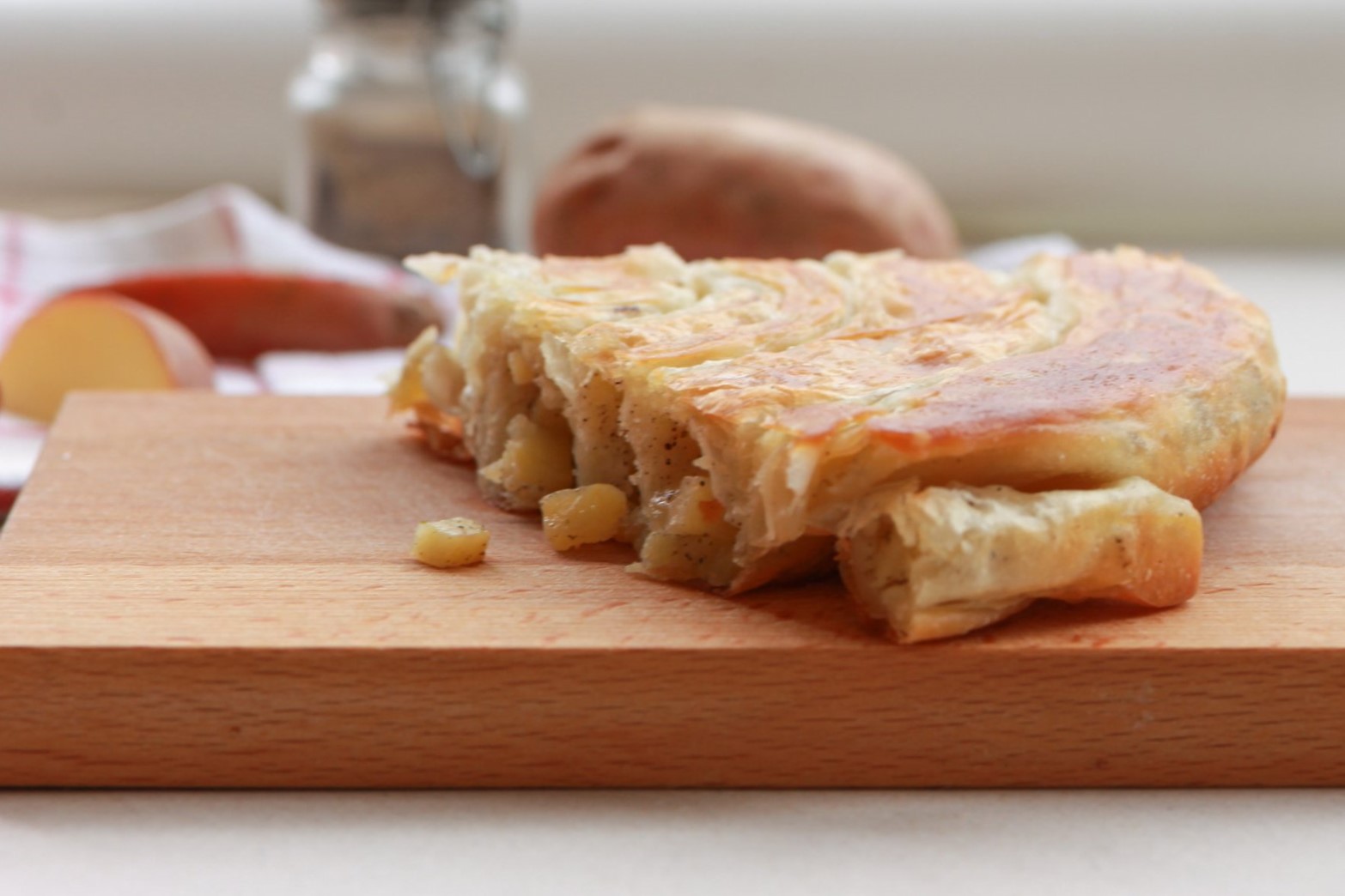 Food city restaurant people