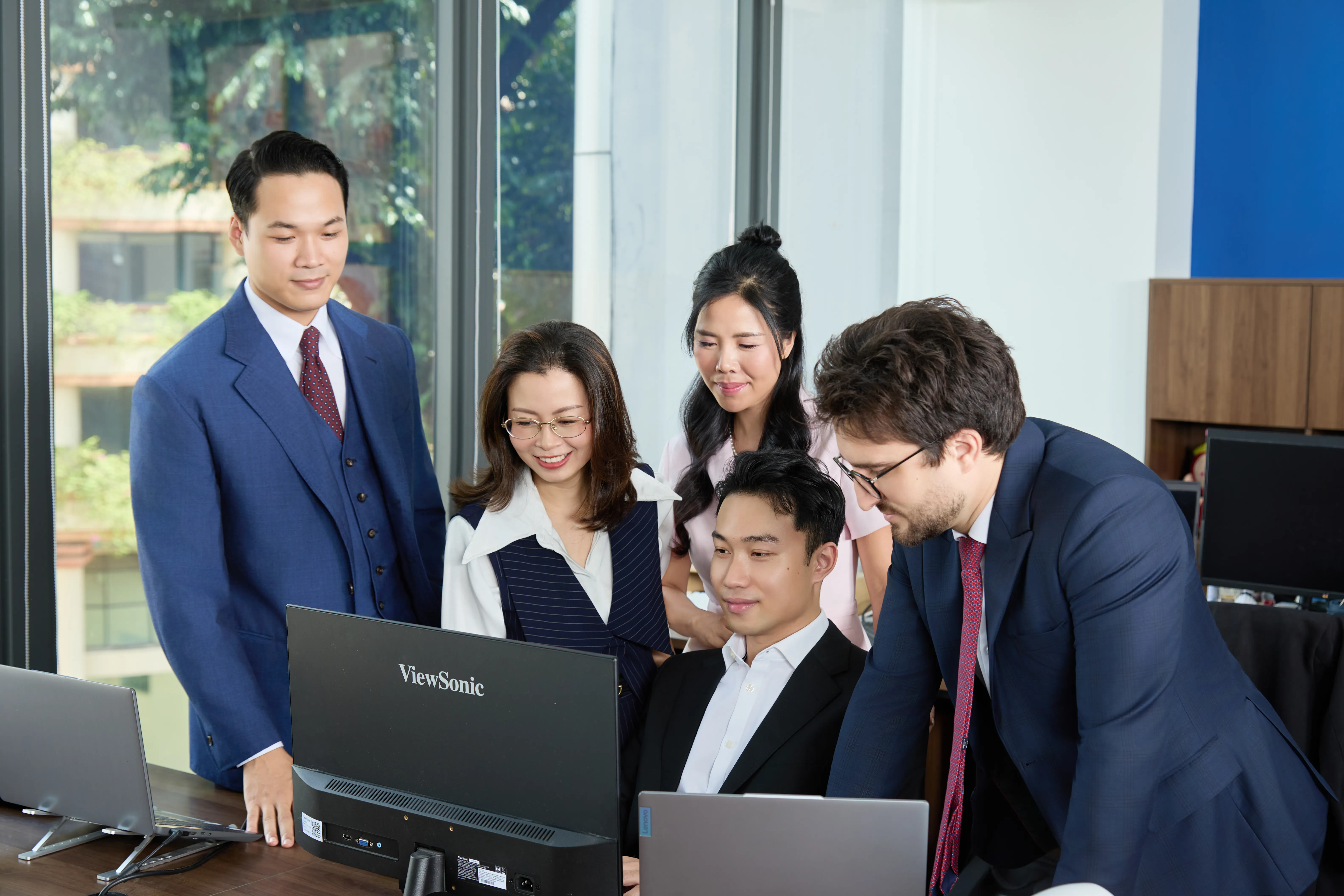 ANALYST/ASSOCIATE PROGRAM