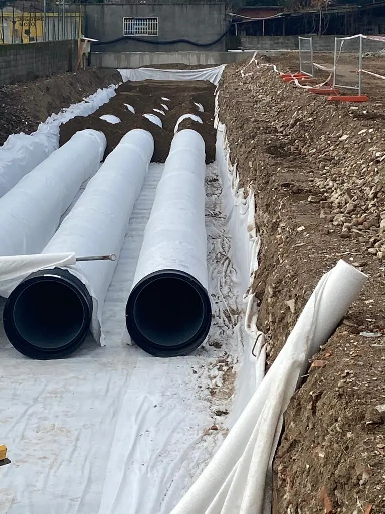 Displayed image from the thumbnail slider