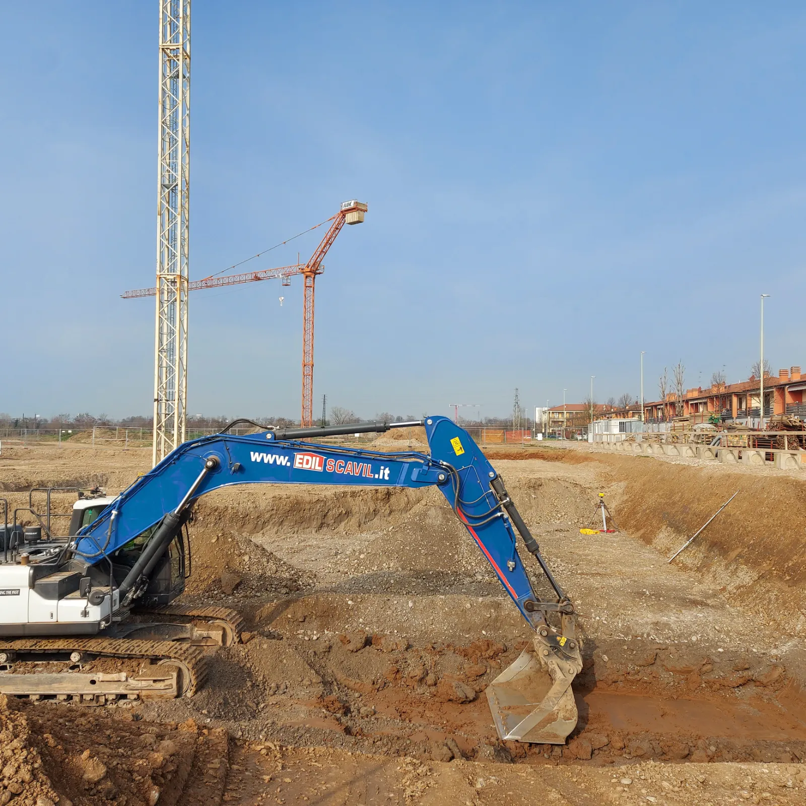 Displayed image from the thumbnail slider