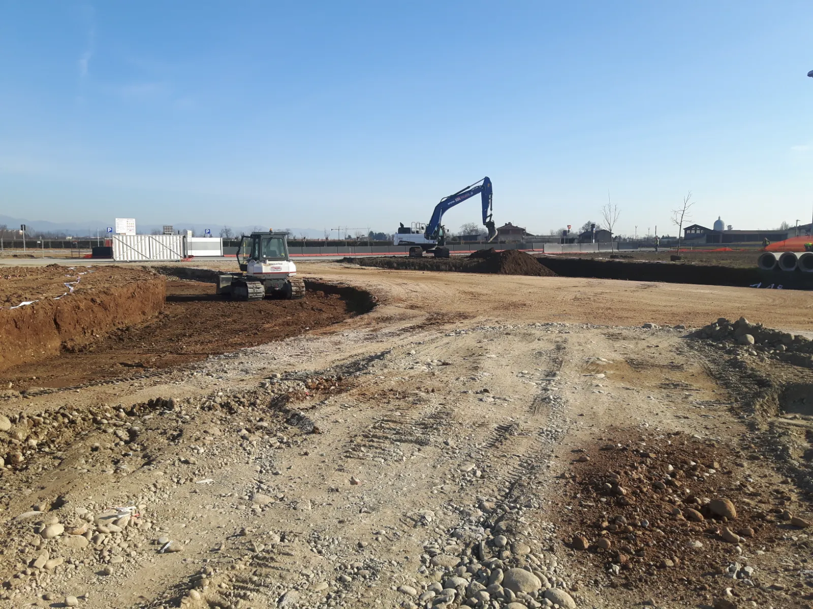 Displayed image from the thumbnail slider