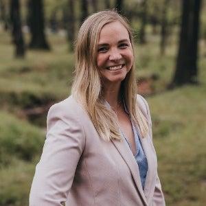 Kelsey Raymond, CEO and Co-Founder, Influence & Co headshot