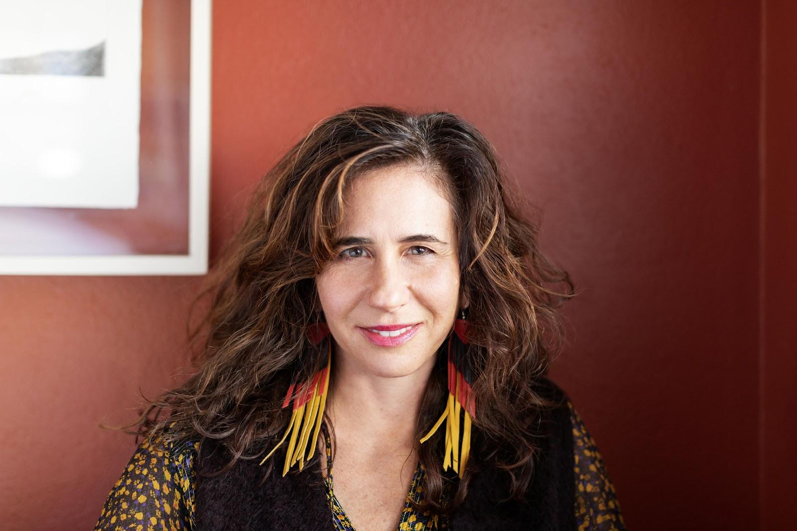 Andrea Guendelman headshot