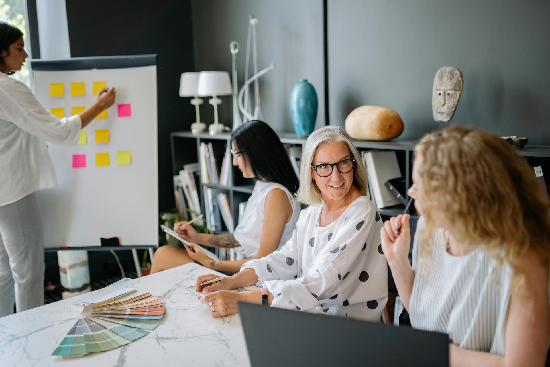 Agents at Work: Wie KI-Agenten die Arbeitswelt neu ordnen