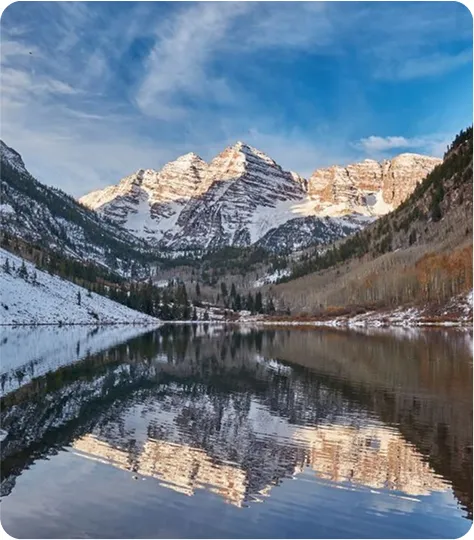 Scenic view of Maroon Bells near Aspen Colorado in winter