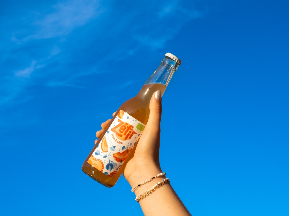 photo d'une bouteille de kéfir zéfir