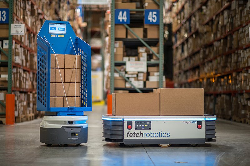 Fetch_Robotics_in_a_warehouse_[Image_credit_Fetch_robotics]