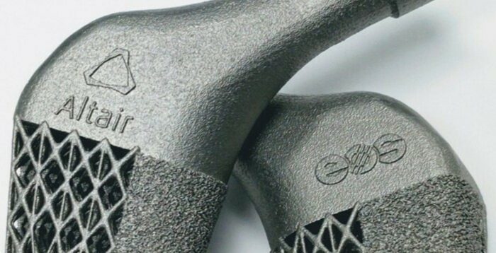 Ein topologisch optimiertes Hüftimplantat [Bildnachweis: Altair]