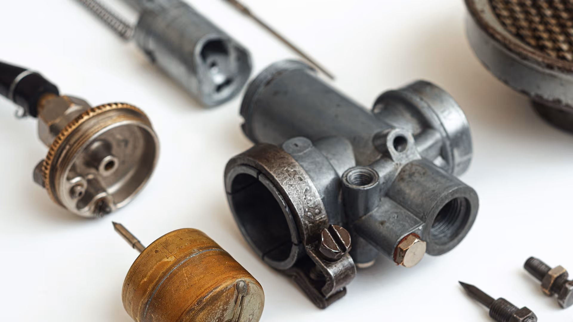 alexander andrews 4P6J1ns FZo unsplash1111