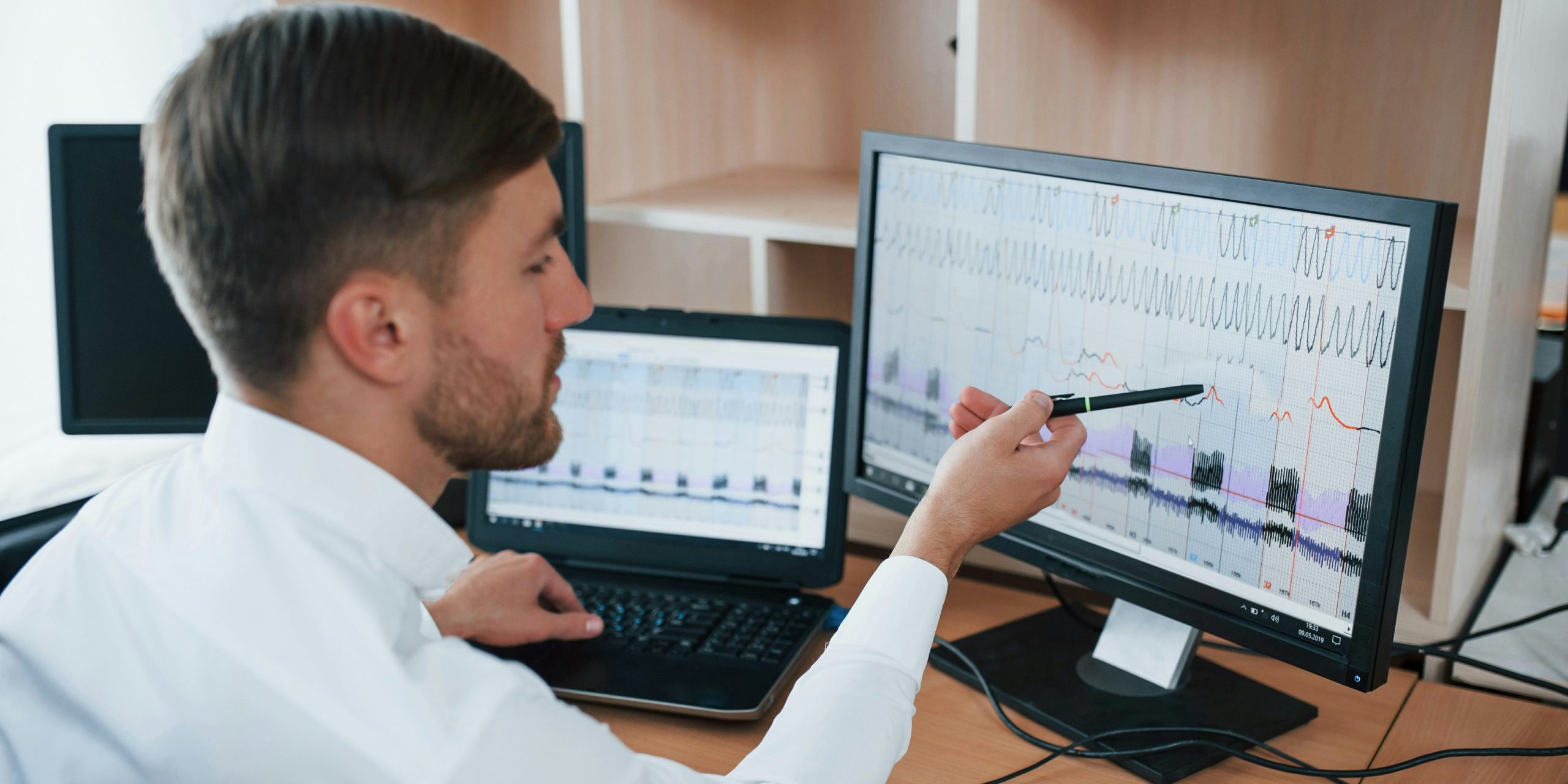 Artificial Intelligence and Collaborative Robots