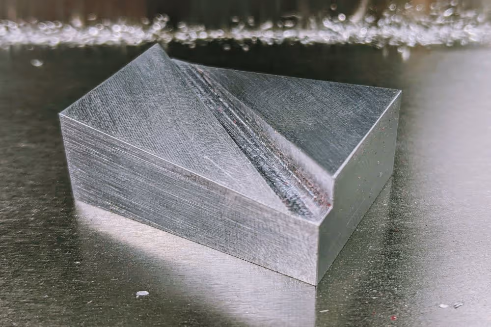 PXL 20201116 000103021 small