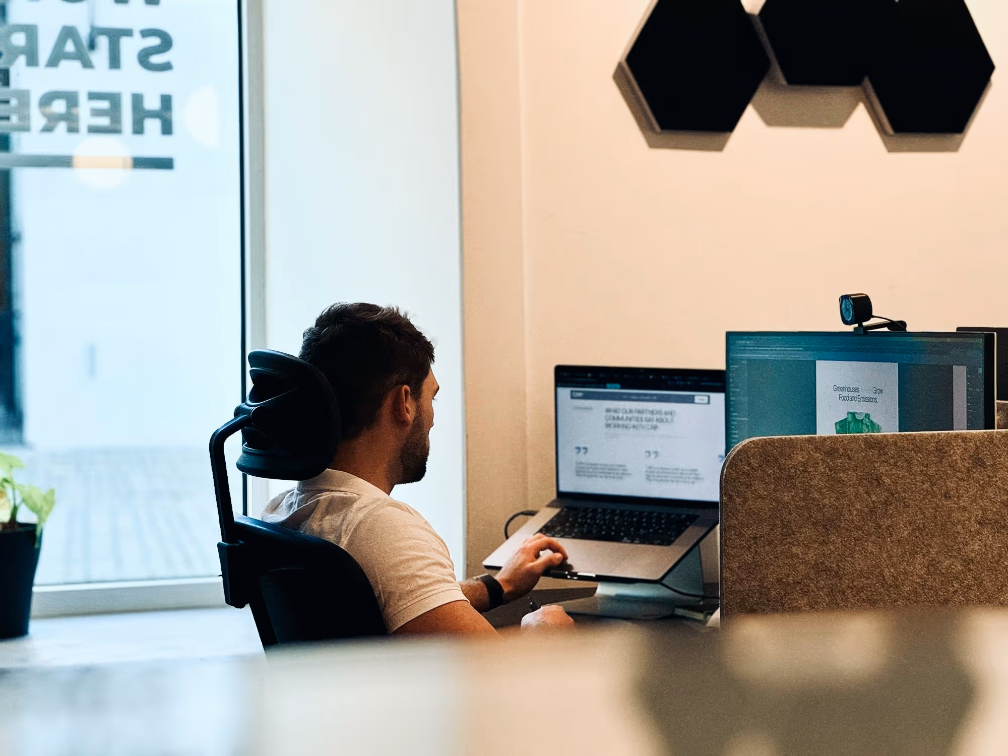 Marc im INSYNC Office