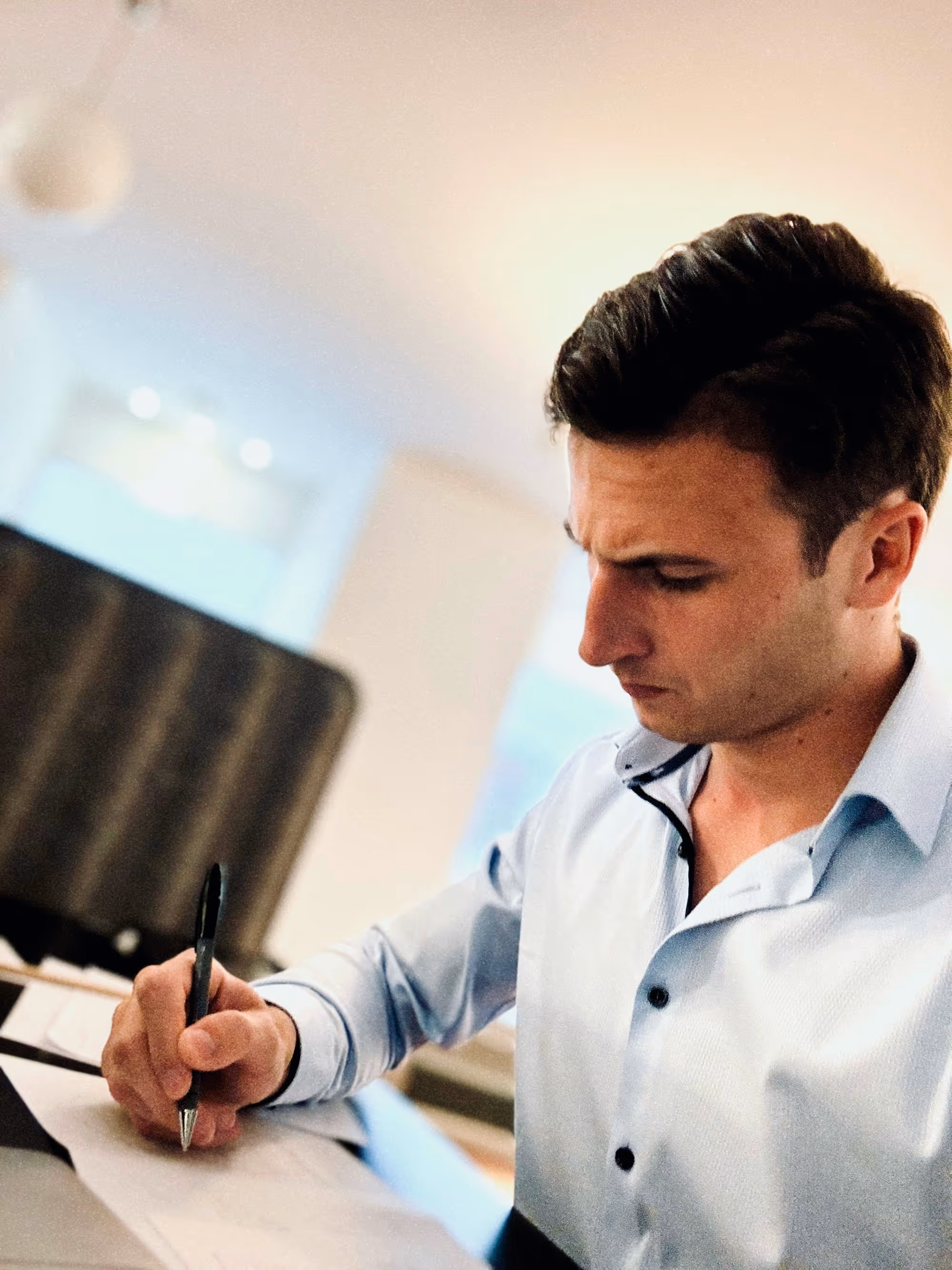 Robert bei Website Konzept