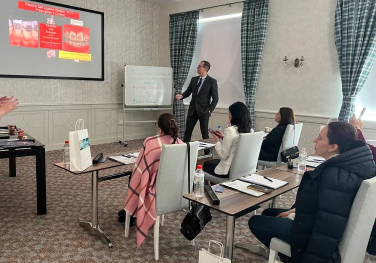 A lector presenting a course