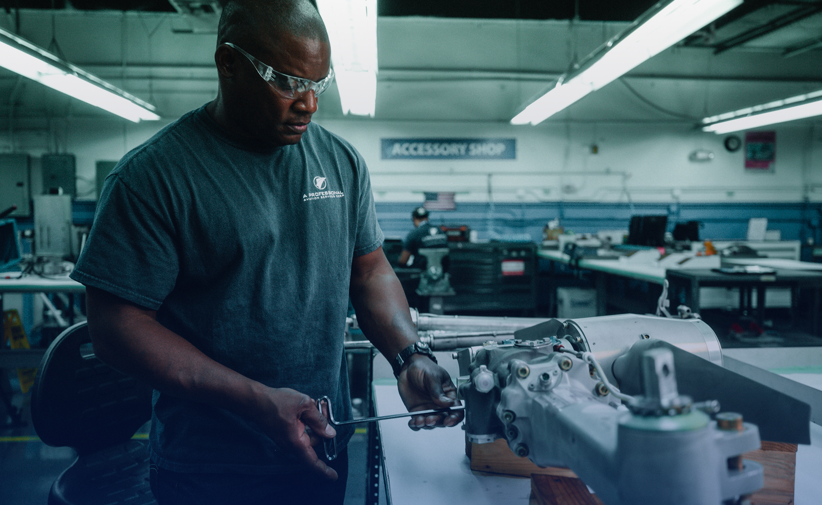 APAS engineer giving 24-7 AOG support