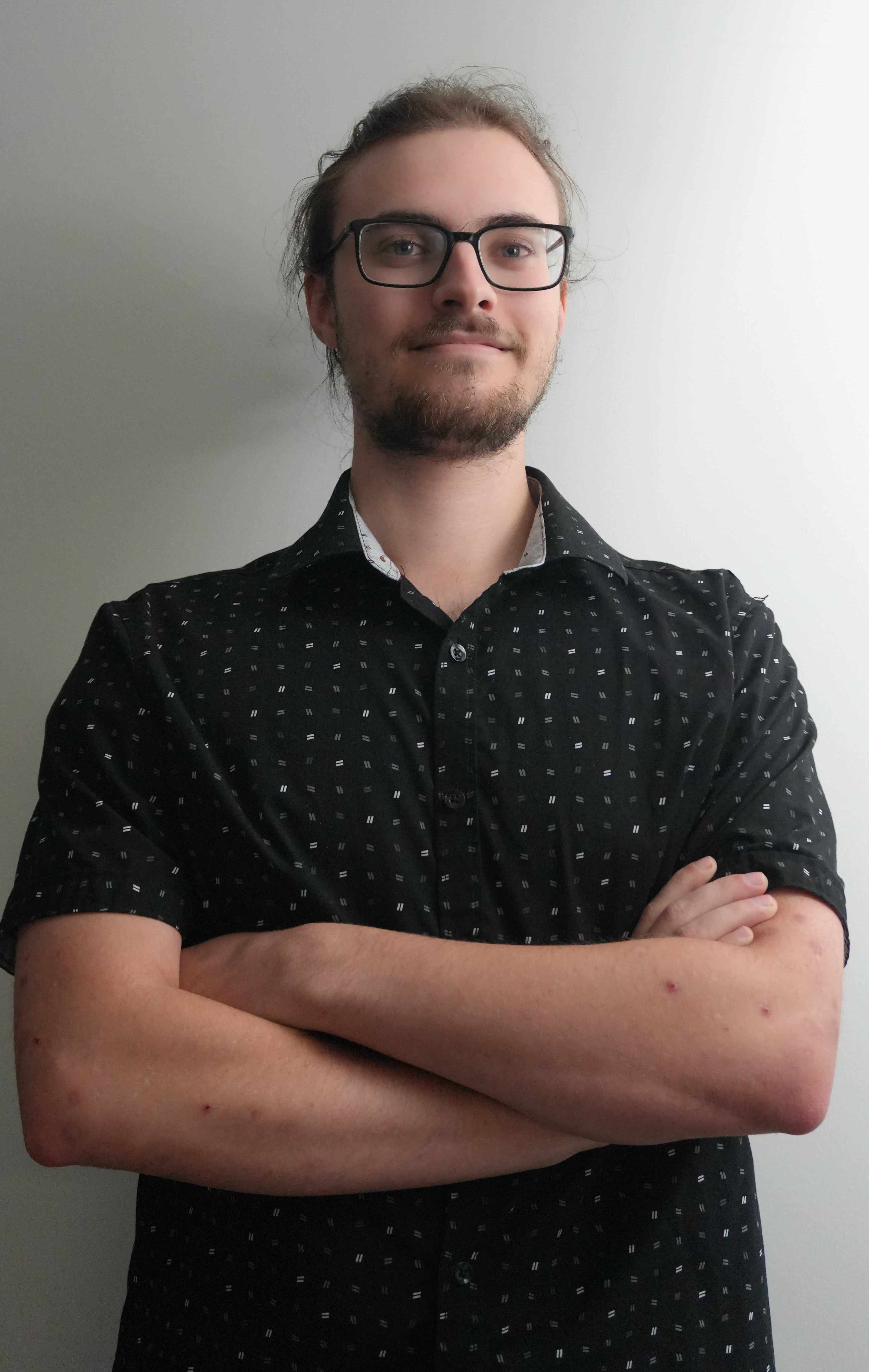 Portrait Photo of Nathan Claveau
