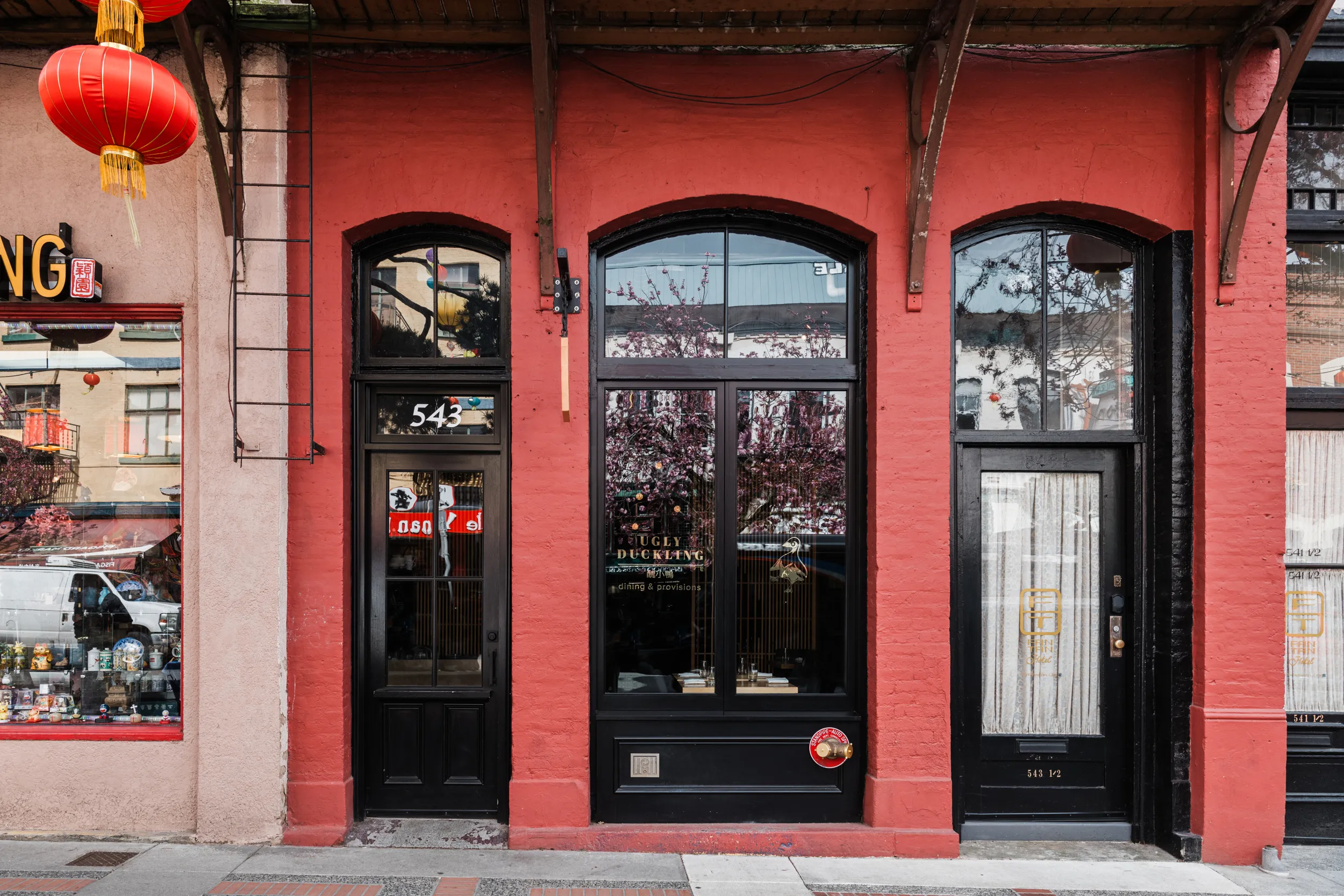 Ugly Duckling, an EDDA project