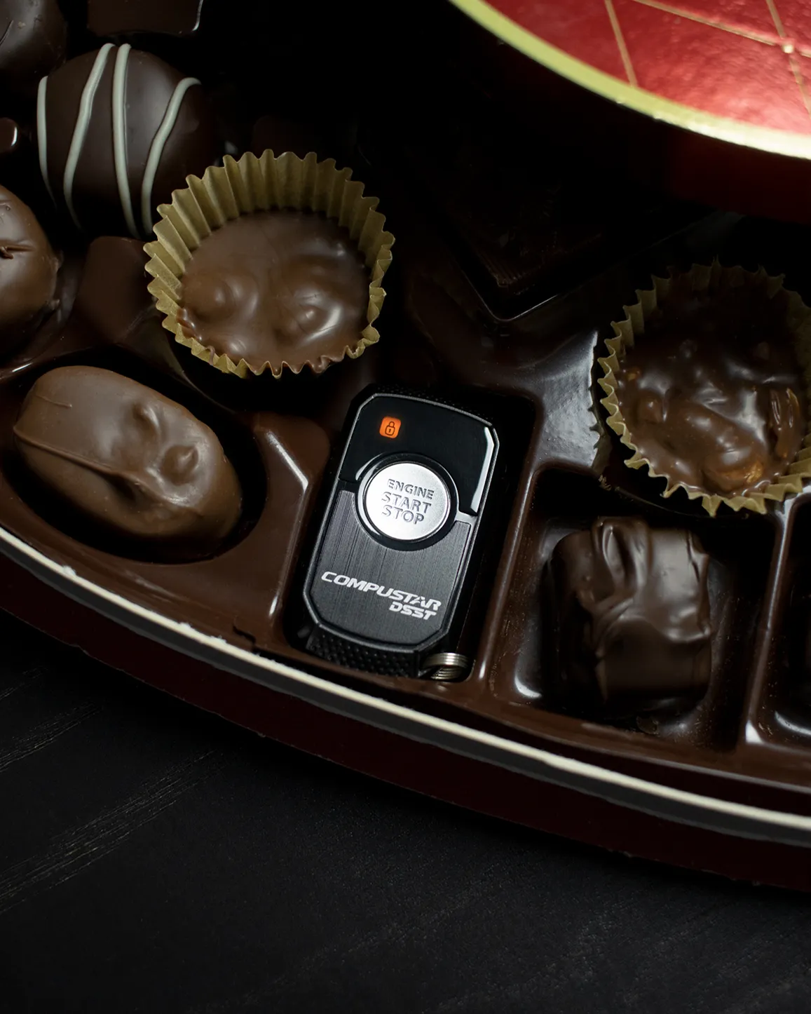 Compustar remote start demonstrating portable size