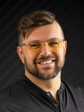 Tomasz Jamroz Headshot