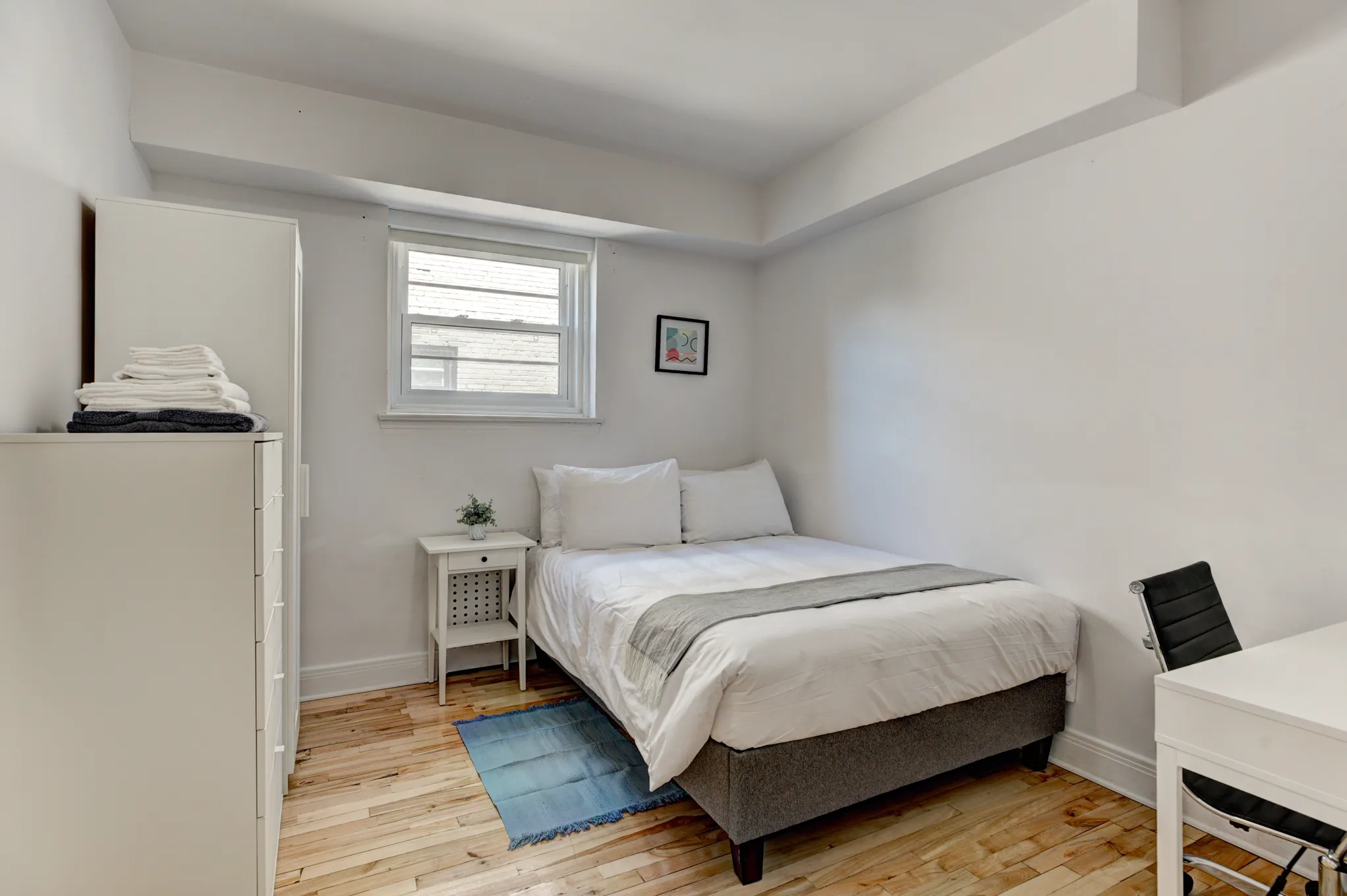 Bright One-Bedroom in a Cozy Shared Space