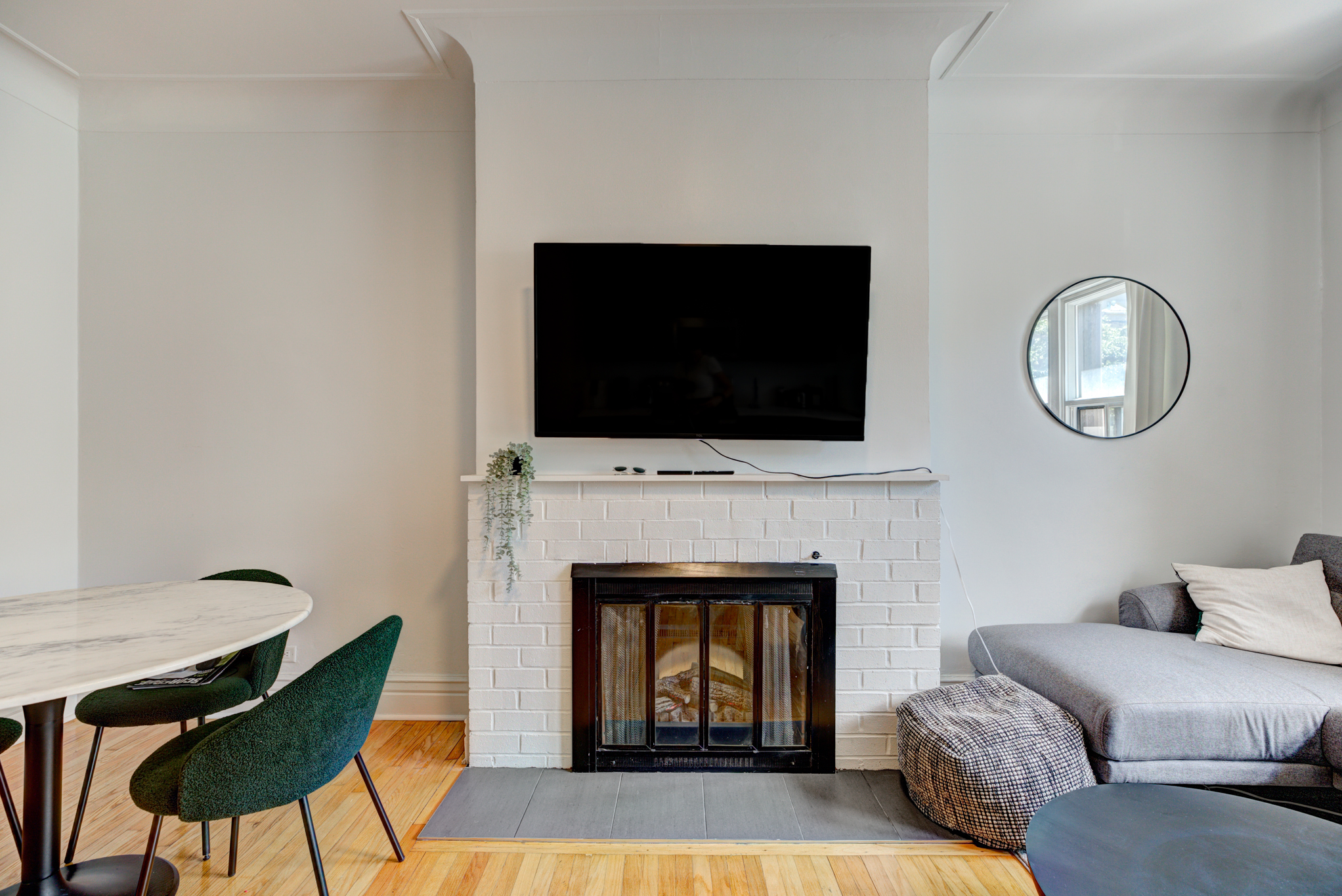 Cozy One-Bedroom in a Social Student Setting