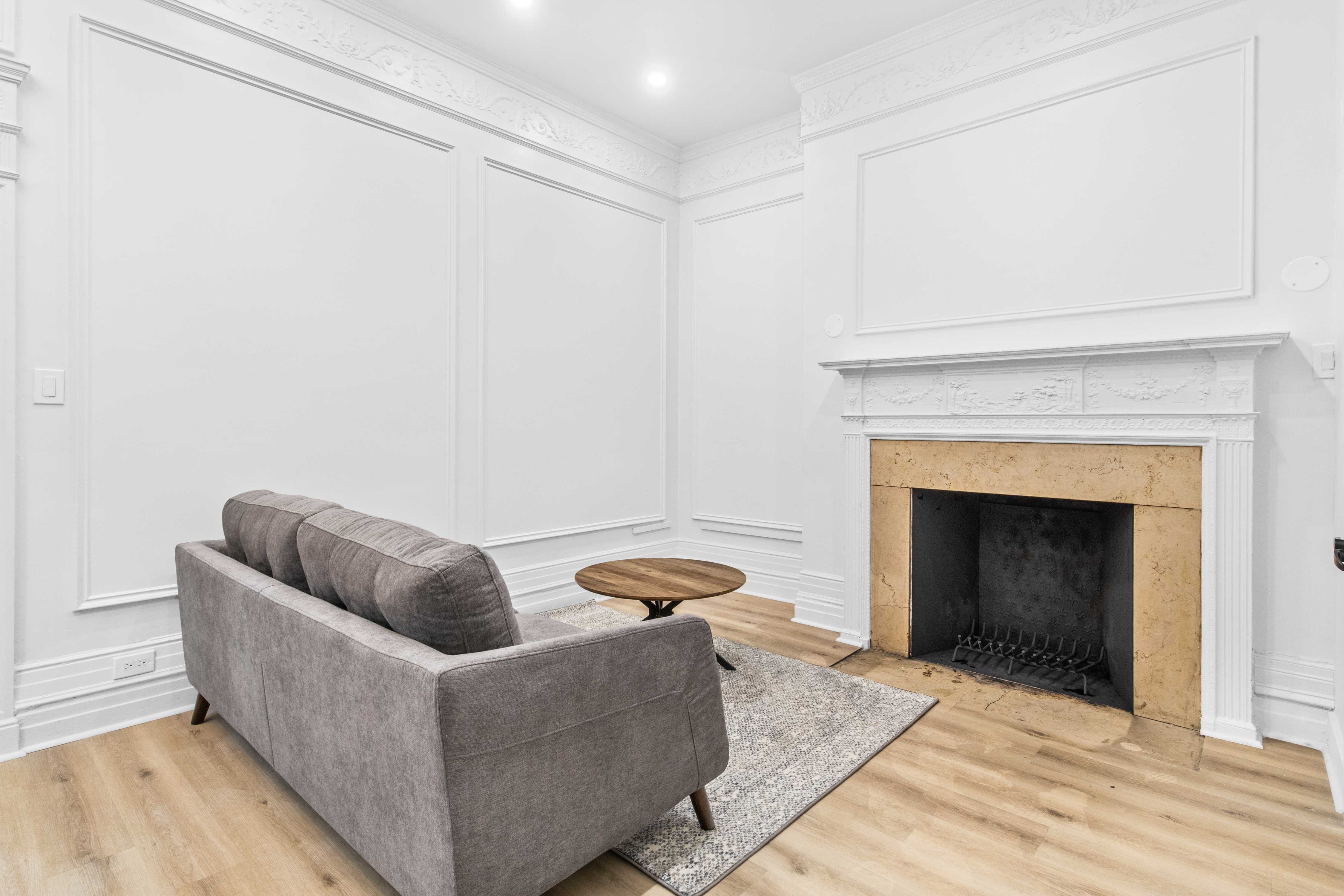 Cozy One-Bedroom Student Space Near Campus