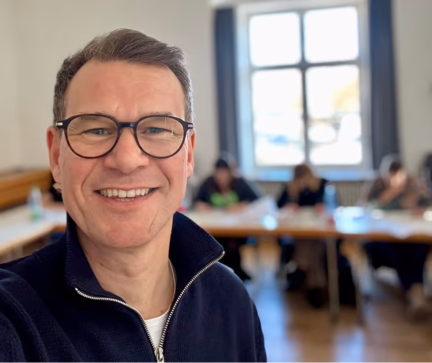 Stephan bei einem Seminar.