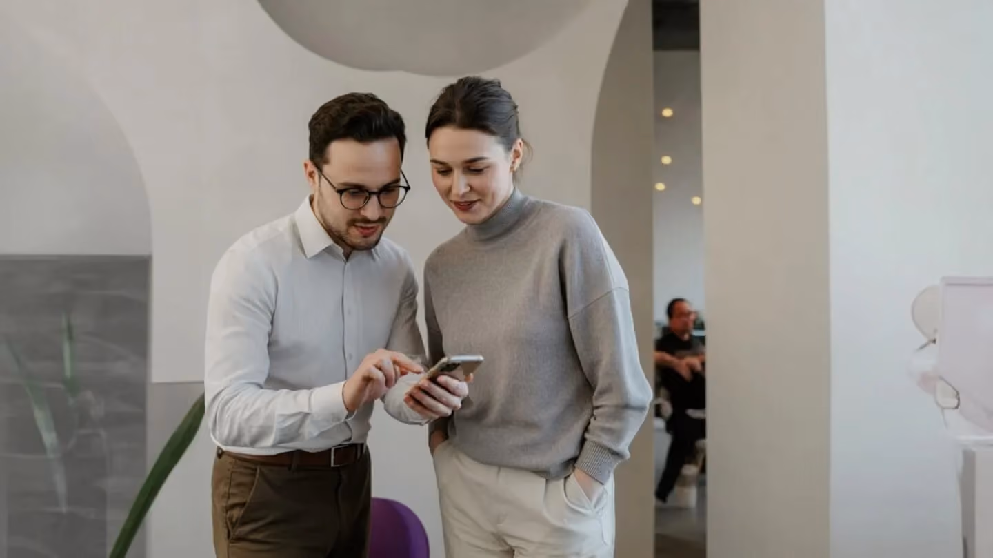 What Are Social Media Analytics? 2025 E-commerce Guide