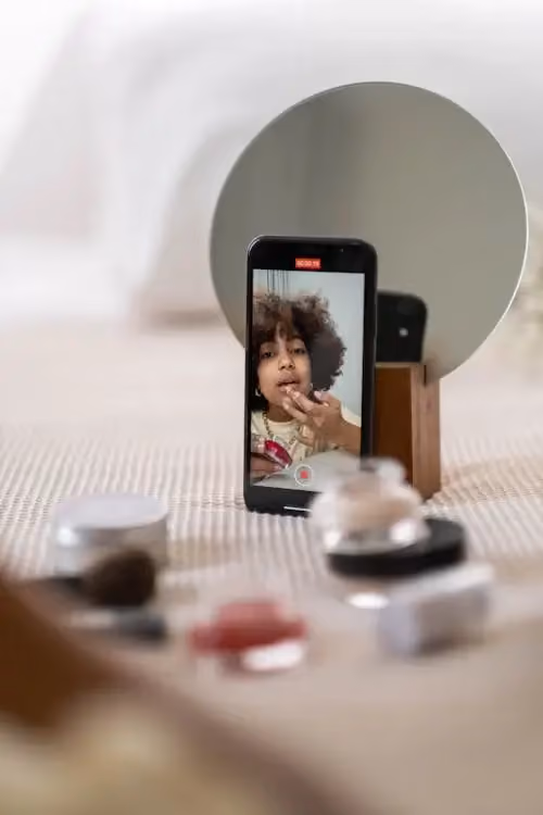What are the benefits of using micro-influencers?