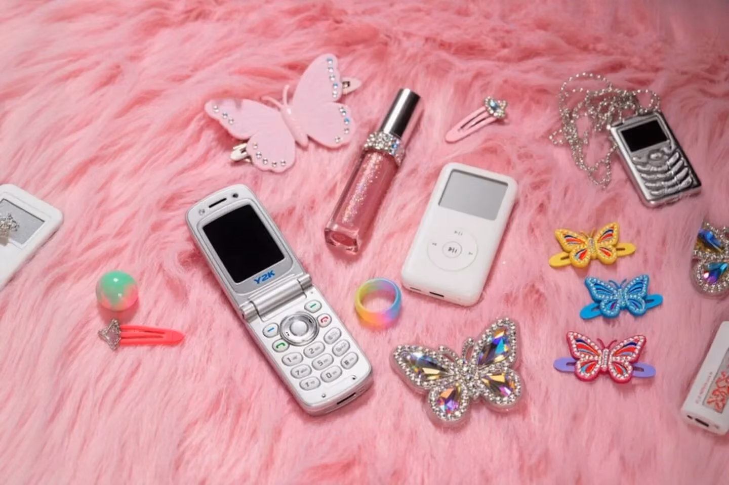 What Is a Throwback Thursday Post? (#TBT) – The Nostalgic Trend Explained