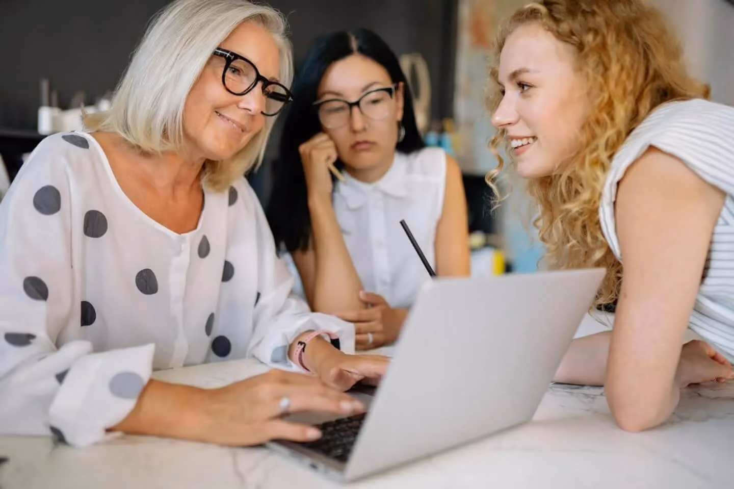 What Is a Social Media Policy? 2025 Guide for Amazon Sellers