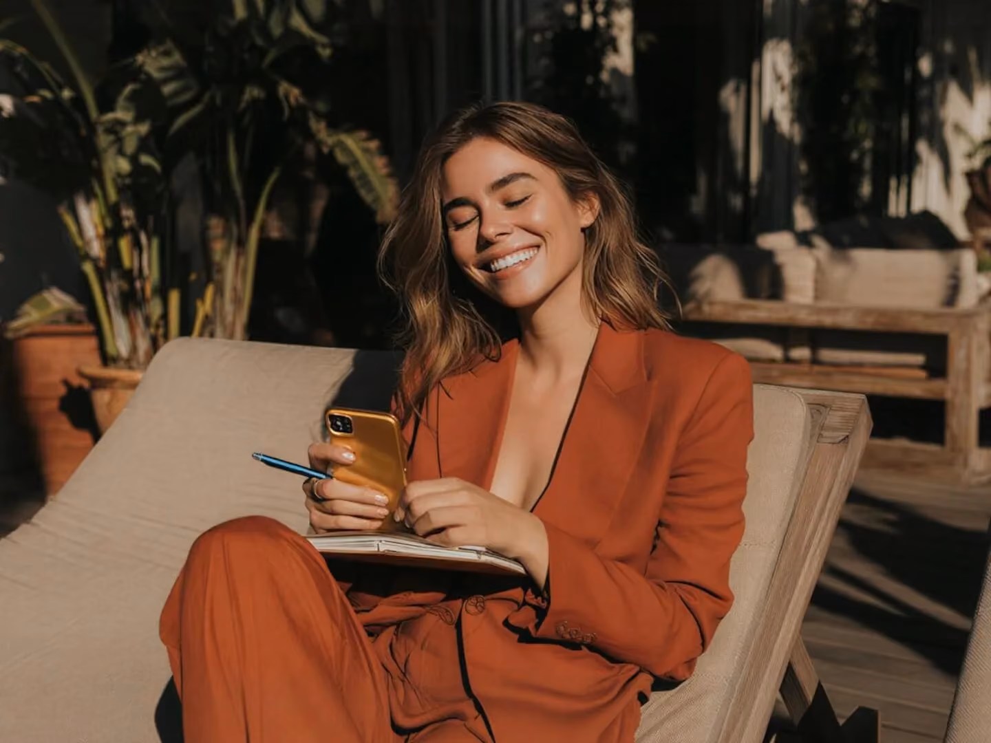 DMs: Micro-Influencers’ Secret Weapon for Engagement (2025)