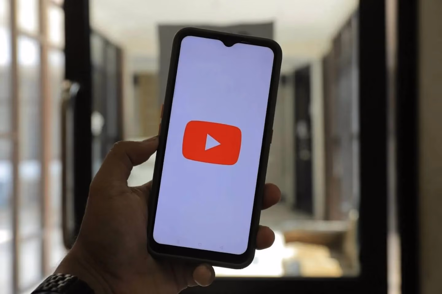 How to Get More Views on YouTube in 2026 (E-commerce Guide)