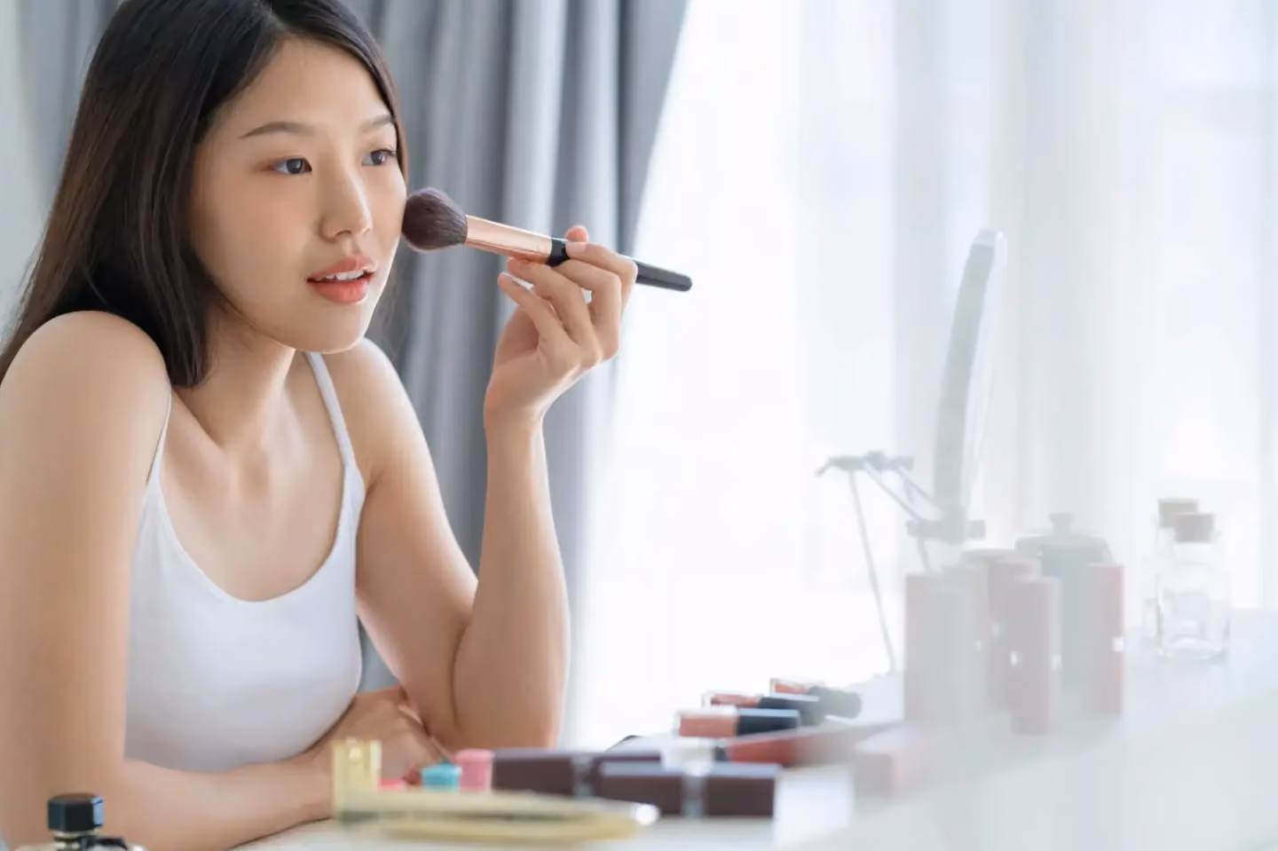 How to Become a Makeup Influencer in 2024