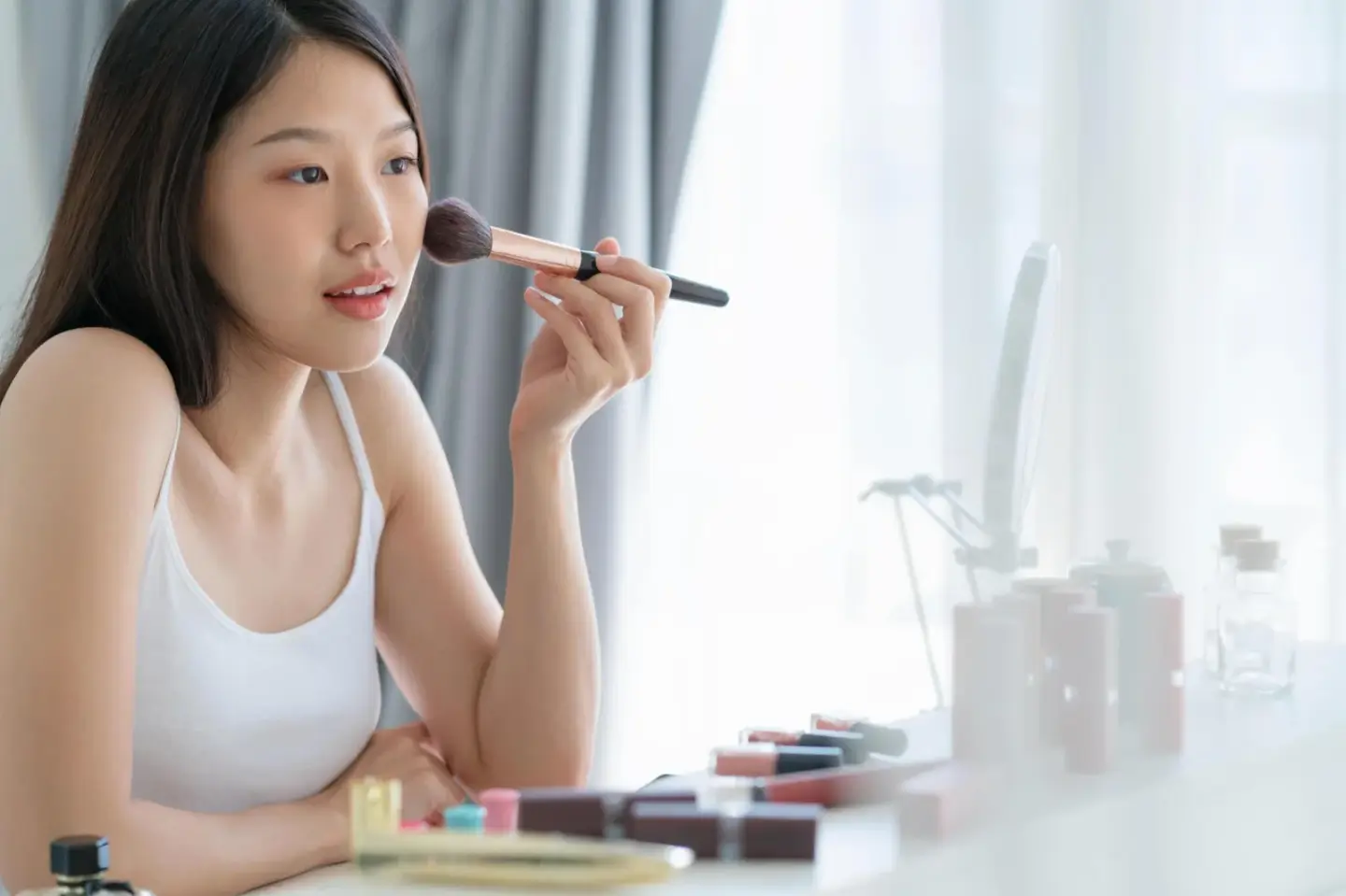 How to Become a Makeup Influencer in 2024