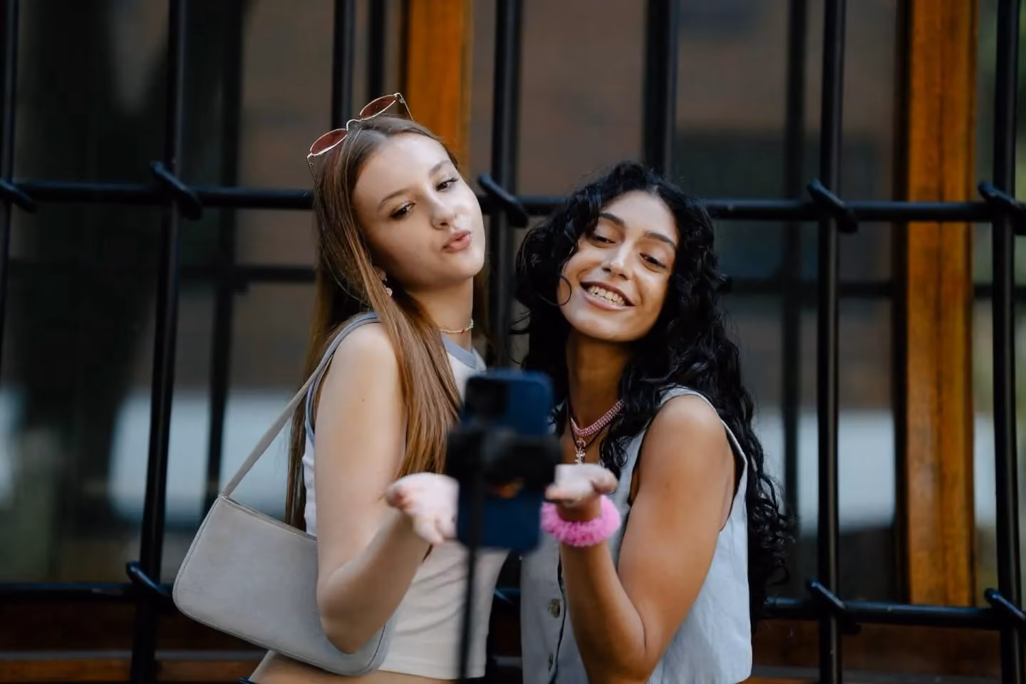 find influencers