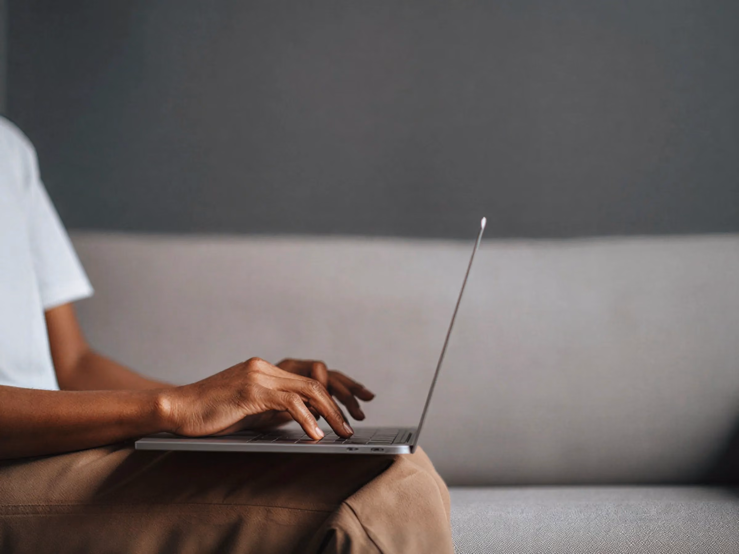 influencer insights tool free: eCommerce Playbook 2026