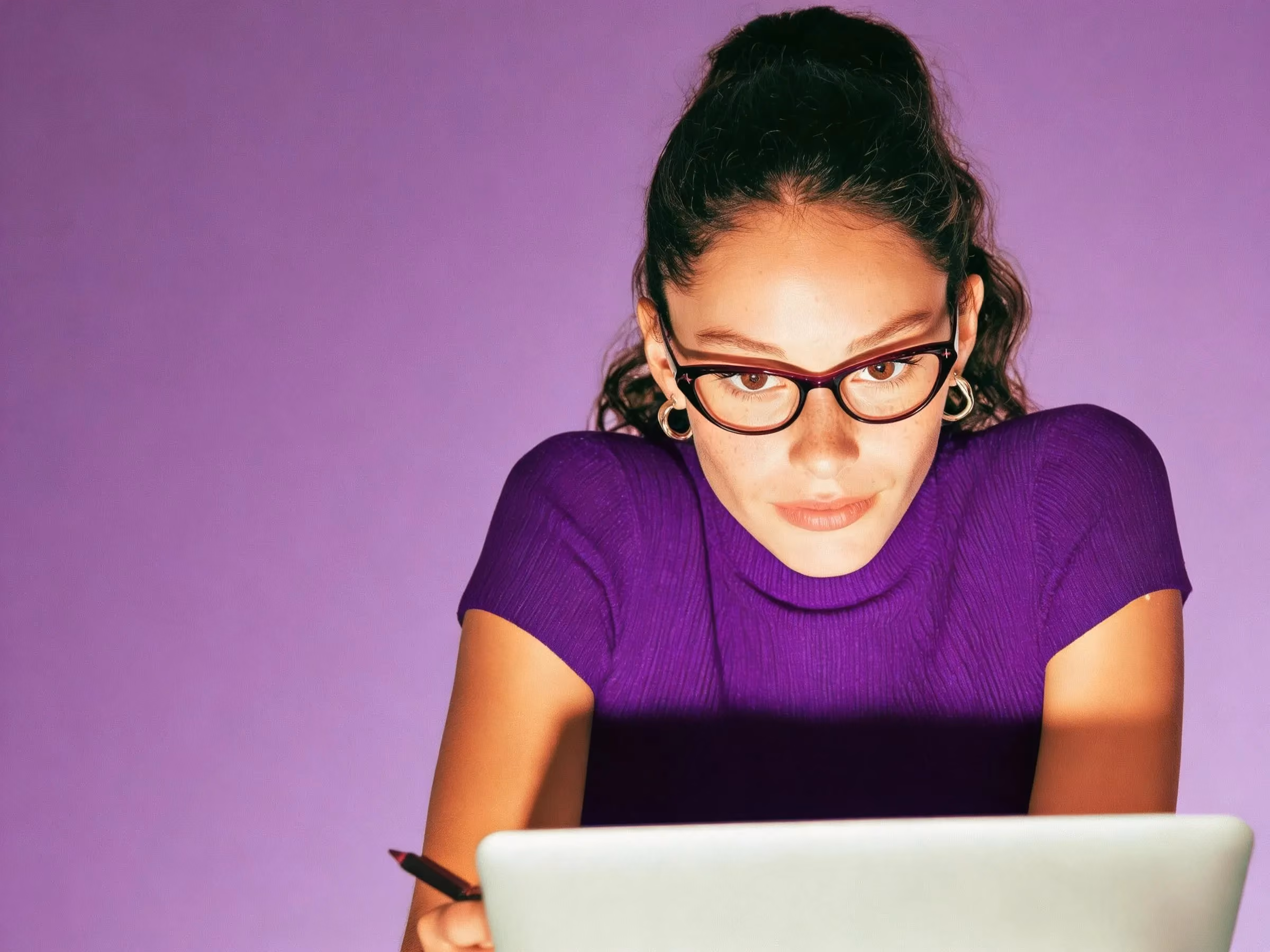 How to Answer: Is It Cheaper to Sell on Amazon or eBay?
