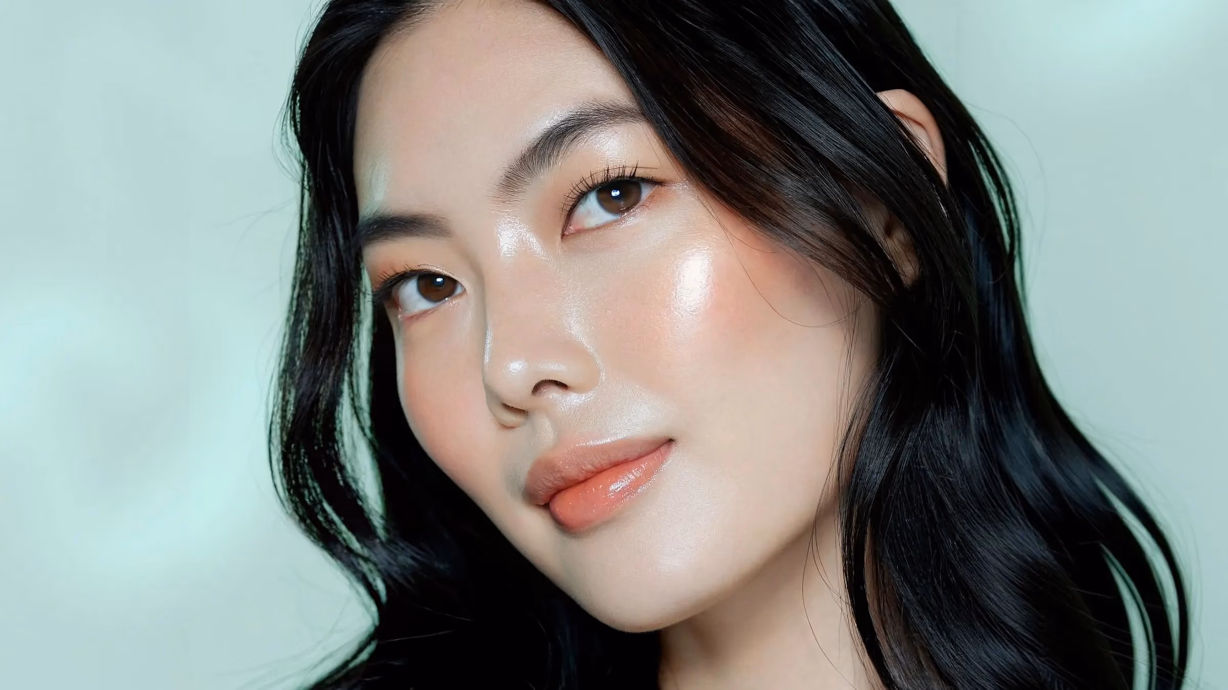 Clean Girl Aesthetic: History, Origins & Creator Guide
