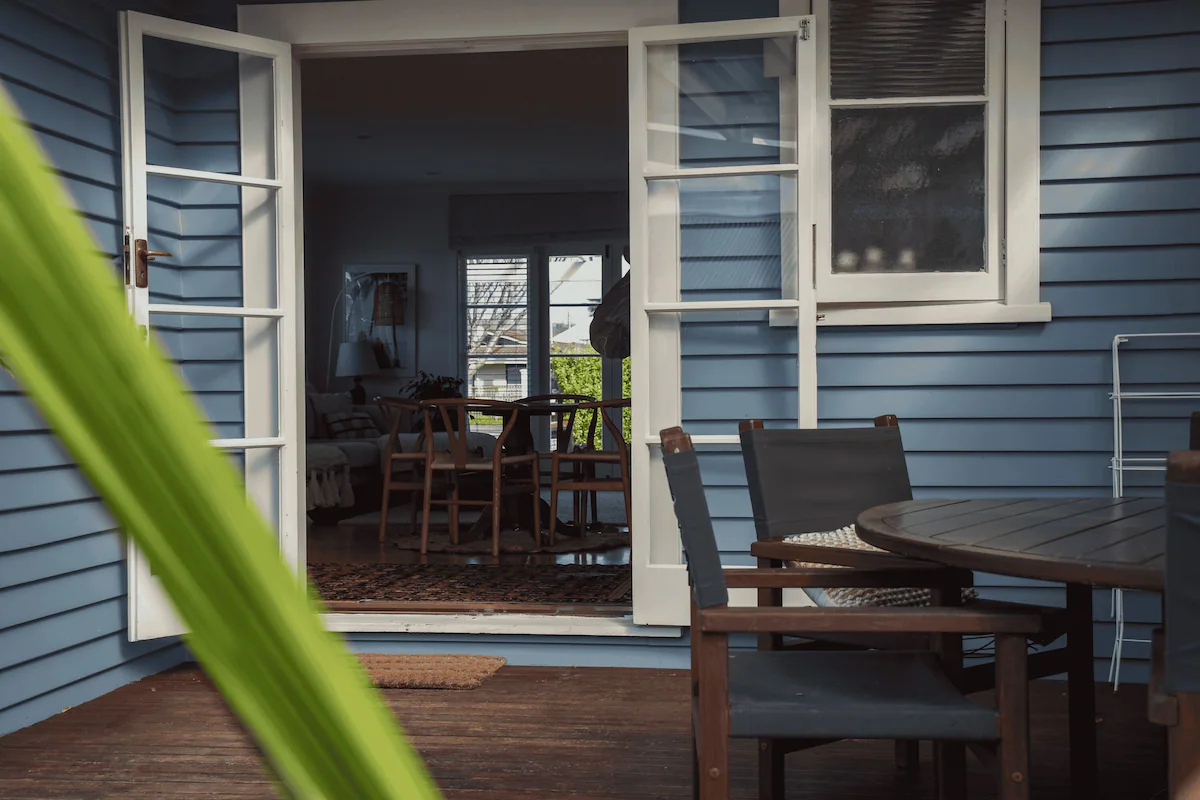 Luxury accommodation near wine tours Hawke's Bay NZ at Villa Dessa in Hawke's Bay