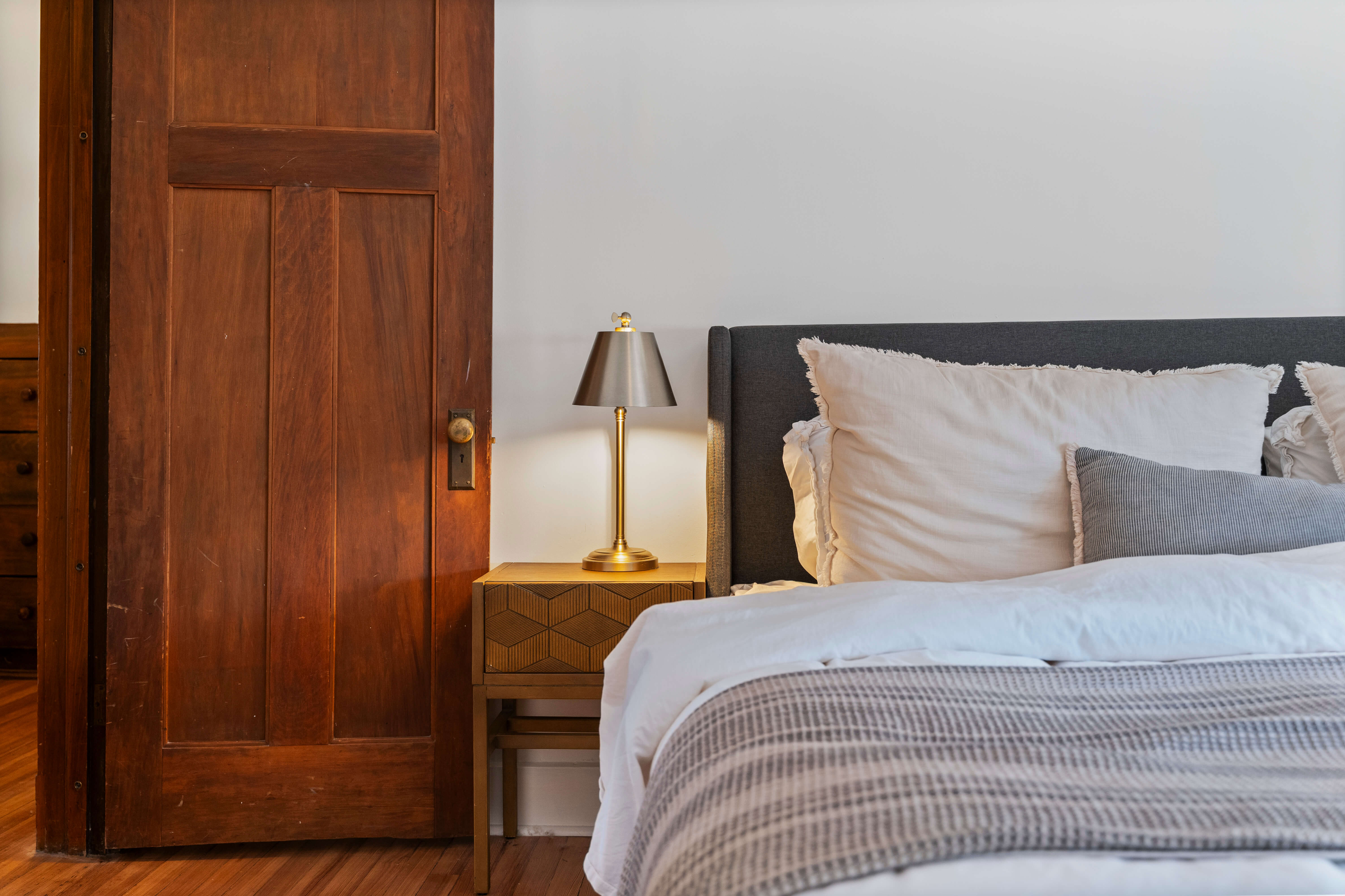 Image of person giving showreel of Nimbus Library