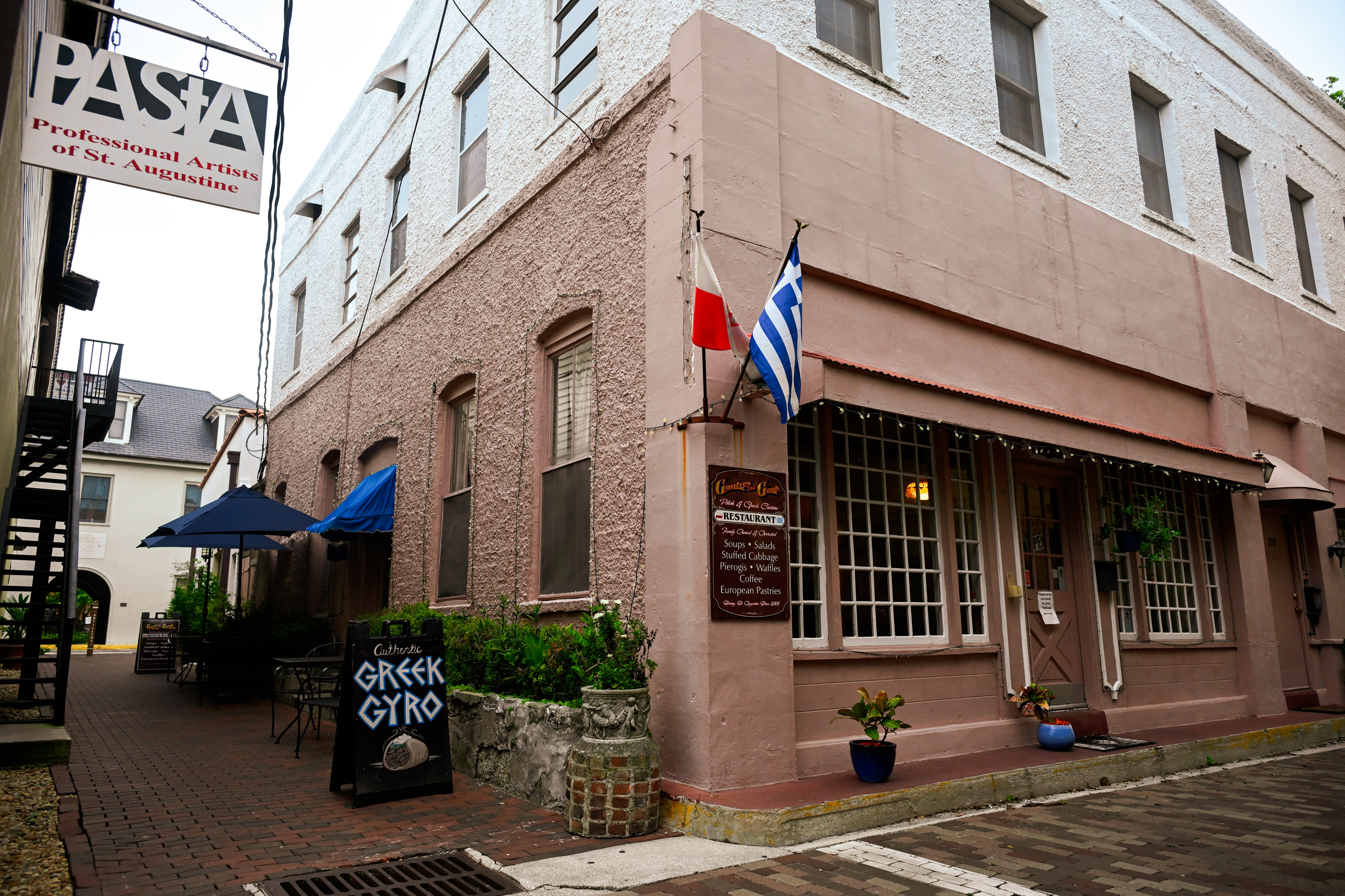 Bayfront Marin House bed and breakfast, St. Augustine hosted stay