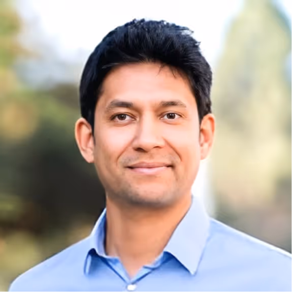 Vinay's headshot